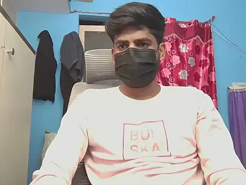 KissesBoyAD online show from February 18, 2026, 5:42 pm