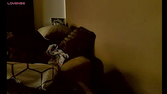 snowpanter online show from February 14, 2025, 5:30 am