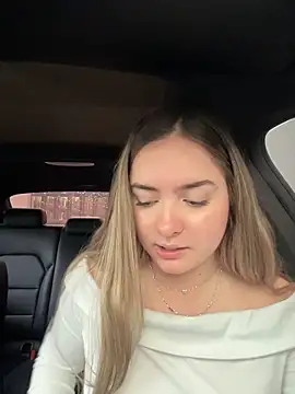 imlindapink online show from November 27, 2025, 5:13 pm