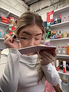 imlindapink online show from March 16, 2026, 3:26 pm