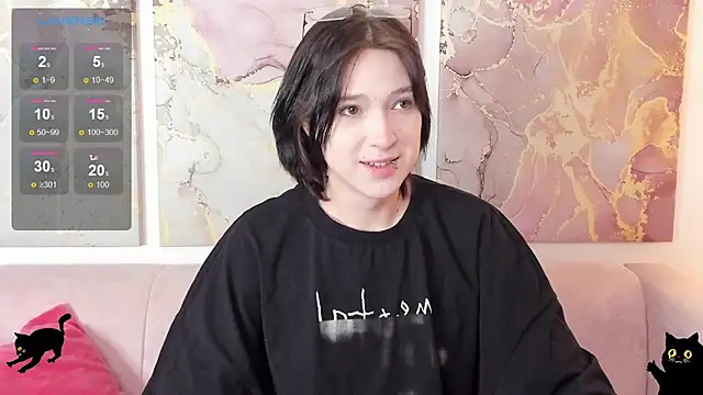 fiamoory online show from April 5, 2026, 7:15 am