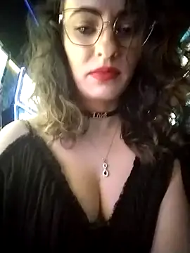 saidaskye online show from February 13, 2025, 9:49 pm