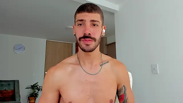 Guyinthemountain online show from December 26, 2024, 3:20 pm