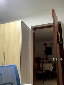 Guyinthemountain online show from October 3, 2025, 4:30 pm