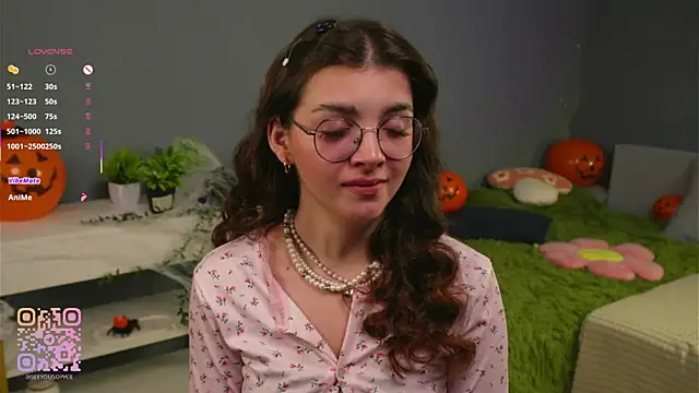 Snapshot of FlairEdgin chatting on October 26, 2025, 7:14 pm FlairEdgin online show from October 26, 2025, 7:14 pm