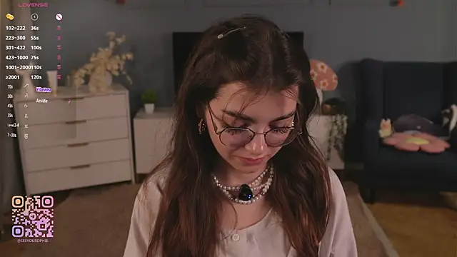 Snapshot of FlairEdgin chatting on November 24, 2025, 7:14 pm FlairEdgin online show from November 24, 2025, 7:14 pm