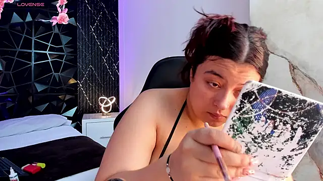 JulietaKane online show from March 30, 2026, 8:43 pm