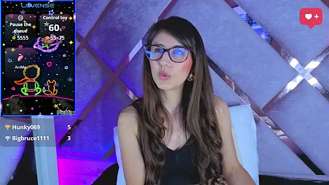  jade white  online show from March 3, 2026, 3:08 pm