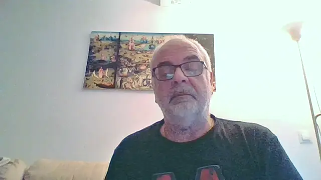 Snapshot of Satiro_Sevilla chatting on December 5, 2025, 5:11 pm Satiro Sevilla online show from December 5, 2025, 5:11 pm