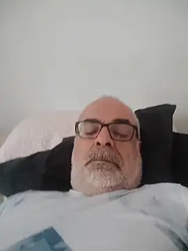 Snapshot of Satiro_Sevilla chatting on November 16, 2025, 4:56 pm Satiro Sevilla online show from November 16, 2025, 4:56 pm