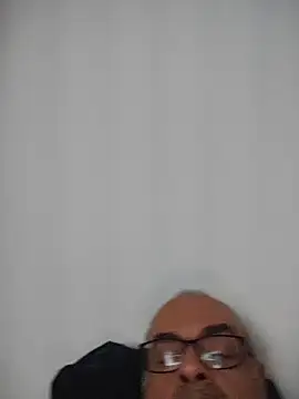 Snapshot of Satiro_Sevilla chatting on November 12, 2025, 3:10 am Satiro Sevilla online show from November 12, 2025, 3:10 am