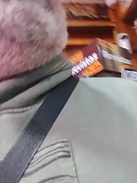 Snapshot of Satiro_Sevilla chatting on November 18, 2025, 6:33 pm Satiro Sevilla online show from November 18, 2025, 6:33 pm