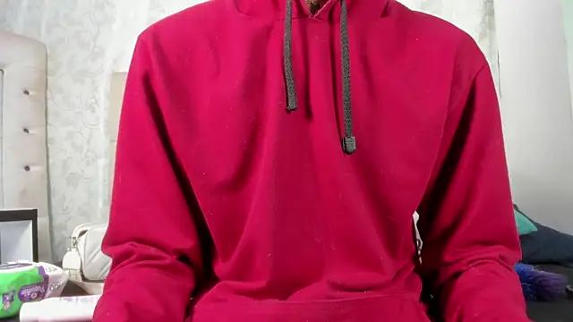 Snapshot of Strella_ferrera chatting on January 14, 2026, 2:04 am Strella ferrera online show from January 14, 2026, 2:04 am