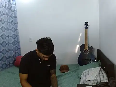 Snapshot of latino_hotxxx chatting on November 12, 2025, 2:21 pm latino hotxxx online show from November 12, 2025, 2:21 pm