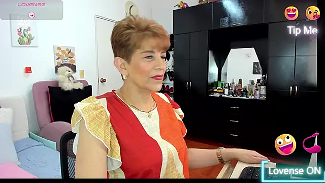 Angelina Stone 65 online show from December 16, 2025, 4:22 pm