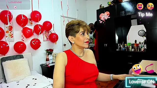 Snapshot of Angelina_Stone_65 chatting on February 14, 2026, 10:43 pm Angelina Stone 65 online show from February 14, 2026, 10:43 pm