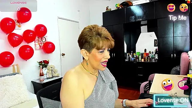 Snapshot of Angelina_Stone_65 chatting on February 17, 2026, 7:55 pm Angelina Stone 65 online show from February 17, 2026, 7:55 pm