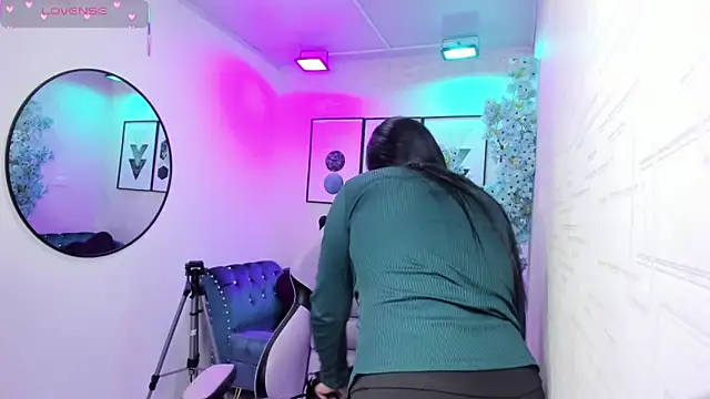 Tiara rr online show from April 9, 2026, 3:19 am