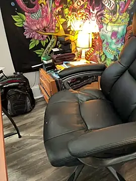 showoff79vers online show from December 4, 2024, 4:54 pm