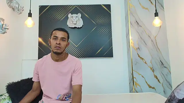 Snapshot of JordanAndAndrew chatting on October 25, 2025, 8:42 pm JordanAndAndrew online show from October 25, 2025, 8:42 pm