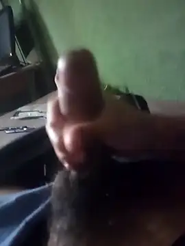 Snapshot of maxim1879 chatting on December 16, 2025, 11:31 pm maxim1879 online show from December 16, 2025, 11:31 pm