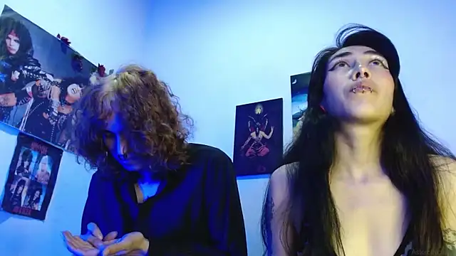 Snapshot of Asterothxznikki chatting on March 10, 2025, 3:34 am Asterothxznikki online show from March 10, 2025, 3:34 am