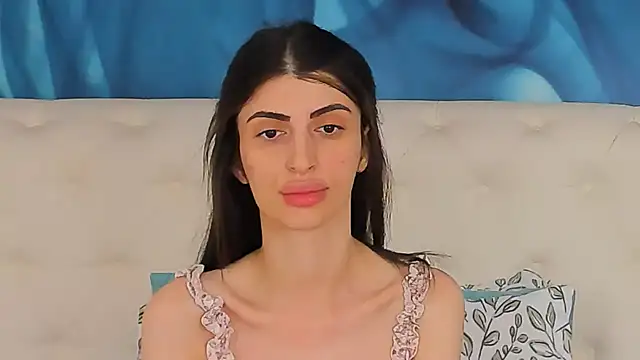 Snapshot of SkinnyDolly chatting on June 15, 2026, 3:07 am SkinnyDolly online show from June 15, 2026, 3:07 am