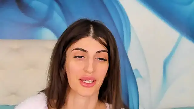 SkinnyDolly online show from February 4, 2026, 10:27 pm