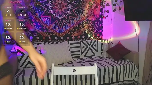 Snapshot of KellyFouler chatting on October 12, 2025, 3:24 pm KellyFouler online show from October 12, 2025, 3:24 pm