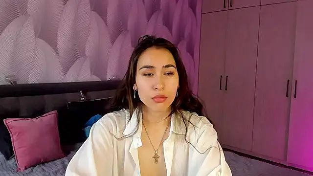 Snapshot of Bambiii_bby chatting on October 2, 2025, 2:26 am Bambiii bby online show from October 2, 2025, 2:26 am