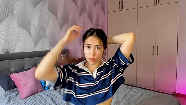 Snapshot of Bambiii_bby chatting on September 9, 2025, 8:13 am Bambiii bby online show from September 9, 2025, 8:13 am