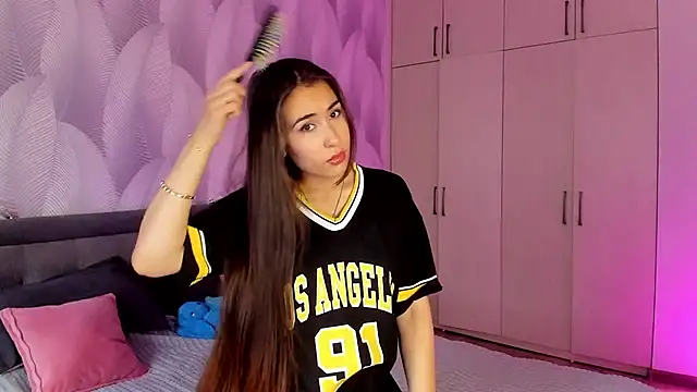 Snapshot of Bambiii_bby chatting on September 22, 2025, 1:22 am Bambiii bby online show from September 22, 2025, 1:22 am