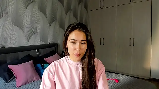 Snapshot of Bambiii_bby chatting on September 26, 2025, 1:23 am Bambiii bby online show from September 26, 2025, 1:23 am