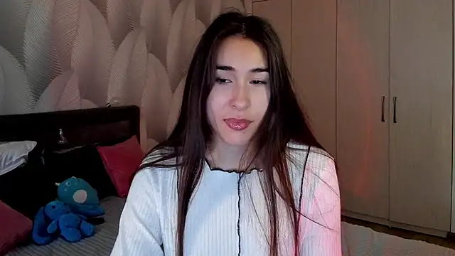 Bambiii bby online show from November 17, 2025, 2:15 am