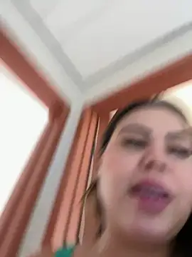 Snapshot of lariic chatting on July 1, 2026, 1:33 pm lariic online show from July 1, 2026, 1:33 pm