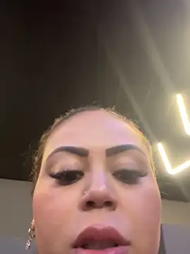 Snapshot of lariic chatting on September 22, 2025, 7:31 pm lariic online show from September 22, 2025, 7:31 pm