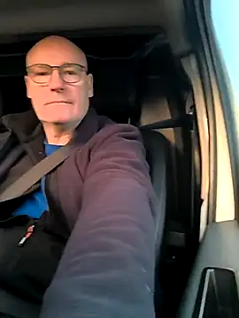 bogland33 online show from March 11, 2026, 5:40 pm