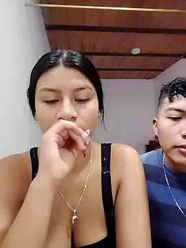 Snapshot of maye_dan chatting on December 16, 2025, 12:42 pm maye dan online show from December 16, 2025, 12:42 pm