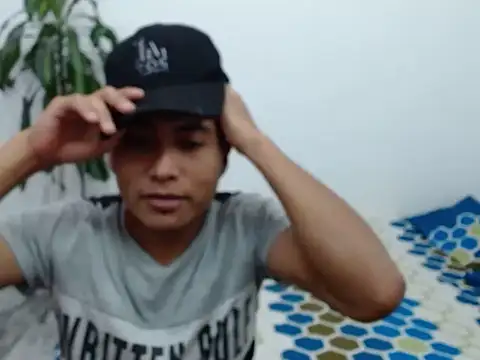 Snapshot of maye_dan chatting on February 24, 2025, 1:24 am maye dan online show from February 24, 2025, 1:24 am