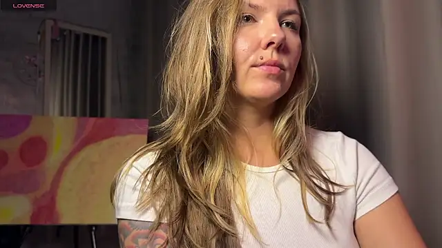 Snapshot of _private_person_ chatting on January 8, 2026, 12:44 pm private person online show from January 8, 2026, 12:44 pm