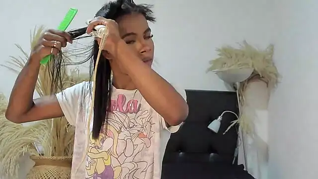 alejandrasxx online show from March 14, 2025, 2:52 pm