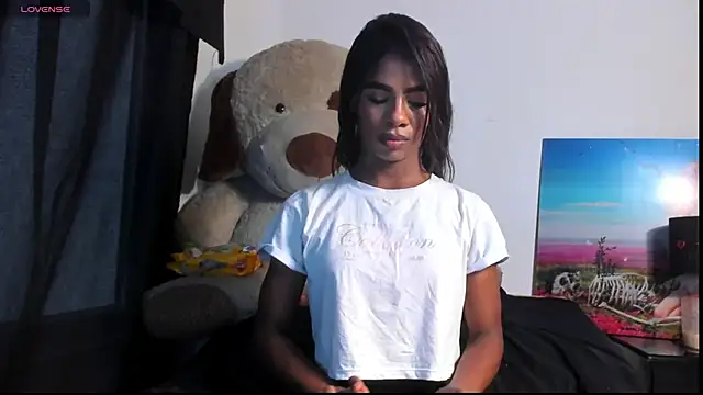 alejandrasxx online show from March 17, 2025, 4:22 pm