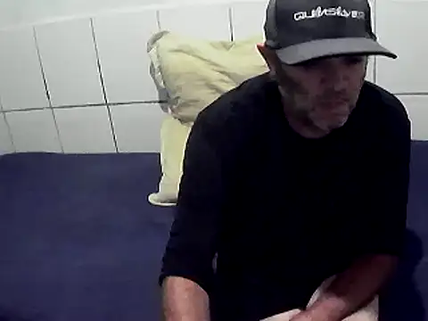 pierdona online show from April 13, 2026, 6:56 pm