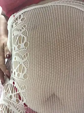 Snapshot of ahross chatting on April 18, 2026, 10:10 pm ahross online show from April 18, 2026, 10:10 pm