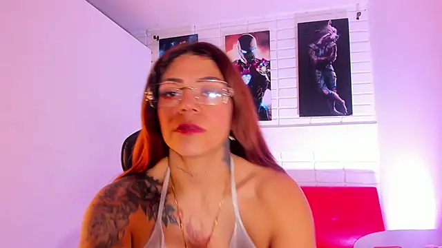 Snapshot of Anna__Spencer chatting on March 9, 2025, 1:04 pm Anna Spencer online show from March 9, 2025, 1:04 pm