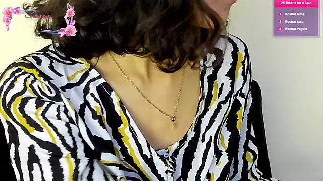 Snapshot of its__angelica_ chatting on February 22, 2025, 10:52 pm its angelica online show from February 22, 2025, 10:52 pm