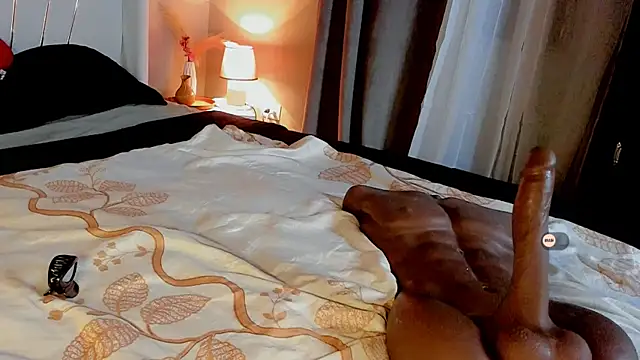 Snapshot of MimiRodriguez chatting on October 11, 2025, 4:13 am MimiRodriguez online show from October 11, 2025, 4:13 am