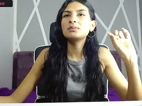 Snapshot of Zohara_Lpe chatting on January 28, 2025, 2:53 am Zohara Lpe online show from January 28, 2025, 2:53 am