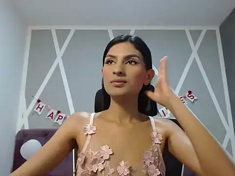 Snapshot of Zohara_Lpe chatting on February 16, 2025, 11:17 pm Zohara Lpe online show from February 16, 2025, 11:17 pm