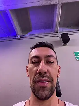 dantedesirexx online show from June 8, 2026, 7:36 pm